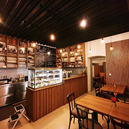 Palencaren - Old Destilery ホステル *